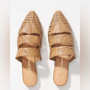Matisse East End woven slide mule in beige. Gently worn.